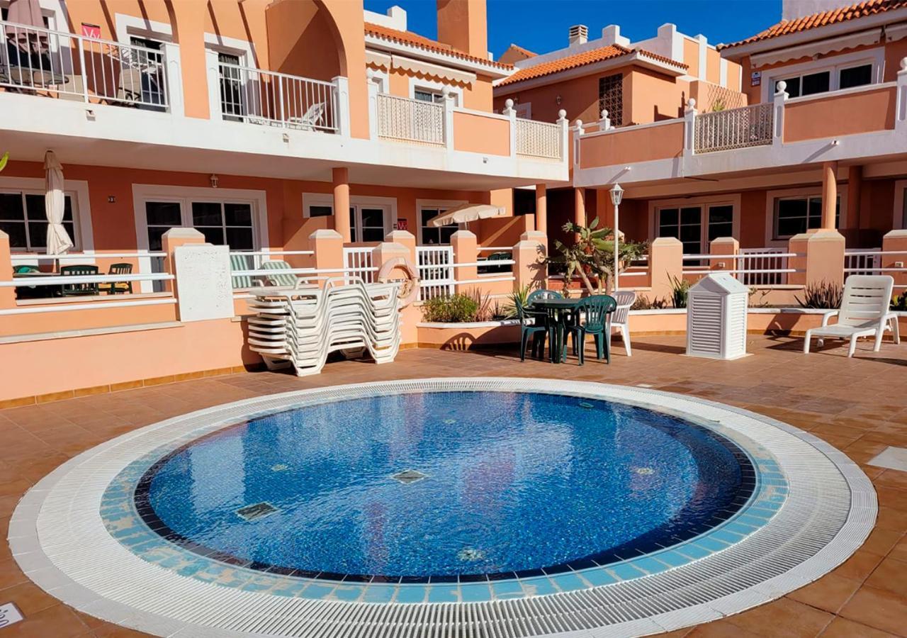 Apartamento Funcional En Residencial Con Piscina En Inmejorable Ubicacion En Centro De La Isla กาเลตาเดฟุสเต ภายนอก รูปภาพ